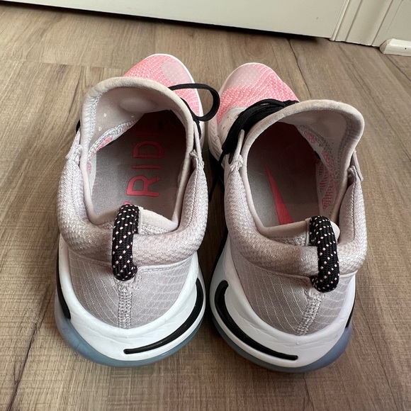 Nike Women’s “joyride” Run Flyknit running shoes. Size 11. - Picture 5 of 7